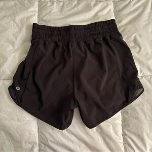 Lululemon black hotty hot shorts low rise 4 inch inseam